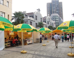 開(kāi)一個(gè)中型干洗店需要投資多少錢(qián)？